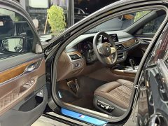 BMW 7 Series 2021 740Li Leading M Sports Package - фото 9