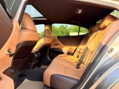Lexus ES 200 Excellence Edition - фото 16