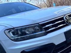 Volkswagen Tiguan L 330TSI Automatic FWD R-Line Premium Edition - фото 11