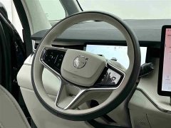 Volvo EM90 Ultra six-seater - фото 14