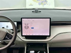 Volvo EM90 Ultra six-seater - фото 7