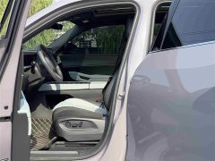 Lynk & Co Touron Pro 450TSI four-wheel drive vertical version - фото 6