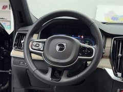 Volvo XC90 plug-in hybrid T8 Zhizun Deluxe Edition 7 seats - фото 12
