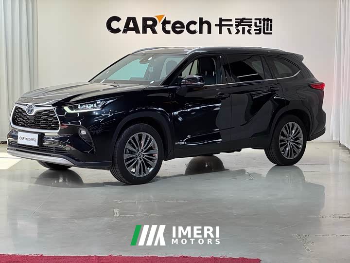 Toyota Highlander dual engine 2.5L four-wheel drive luxury version 7 seats