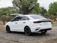 Geely Emgrand 4th Gen Champion Edition 1.5L CVT Premium - фото 5