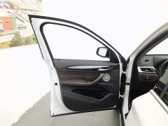 BMW X1 sDrive20Li Luxury Line - фото 8
