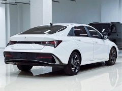 Lexus Elantra 2023 1.5L CVT GLX Elite Edition - фото 3