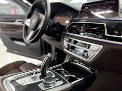BMW 7 Series 740Li Leading M Sports Package - фото 18