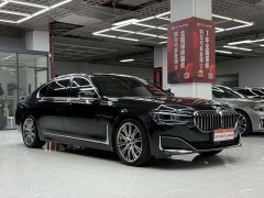 BMW 7 Series 2021 740Li xDrive Executive Luxury Line - фото 3