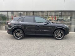 Porsche Cayenne New Energy Cayenne E-Hybrid 2.0T Platinum Edition - фото 6