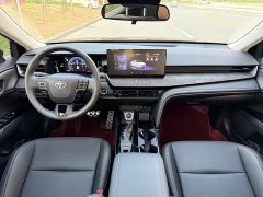 Toyota Camry 2026 Hybrid 2.0HSE Sport Lite Edition - фото 11