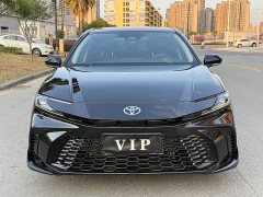 Toyota Camry 2026 Hybrid 2.0HSE Sport Lite Edition - фото 2