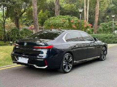 BMW 7 Series 740Li M Sport Package - фото 15