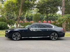 BMW 7 Series 740Li M Sport Package - фото 5