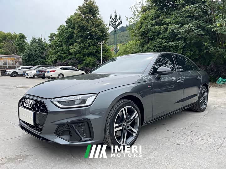 Audi A4L 40 TFSI Luxury Dynamic - автомобиль из Китая