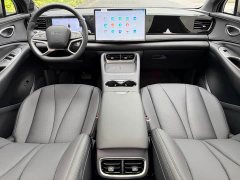 Lynk & Co Hiace 06 DM-i 205 Pilot Pro Edition - фото 14