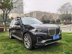 BMW X7 xDrive40i Leading Luxury Package - фото 3