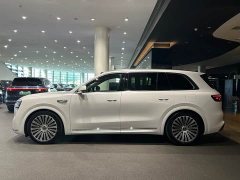AITO Wenjie M8 extended range Ultra version 53.4kWh 6-seater version (192-line lidar) - фото 5