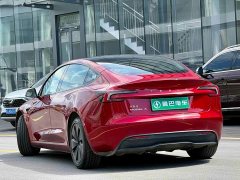 Tesla Model 3 rear-wheel drive version - фото 4