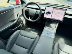 Tesla Model 3 rear-wheel drive version - фото 8