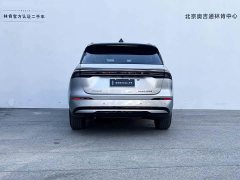 Lynk & Co Voyager 2.0T four-wheel drive Zunrui hybrid version - фото 5
