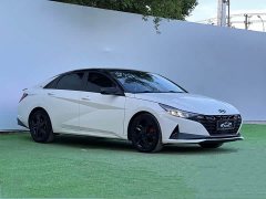 Lynk & Co Elantra 1.5L CVT 20th anniversary - фото 3