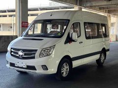 Mercedes-Benz Tuano small passenger luxury version 2.0T manual long axle center roof rear single tire 9 seats - фото 1
