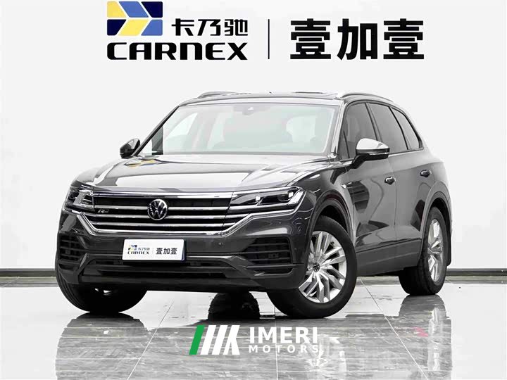 Volkswagen Touareg 2022 2.0TSI Pilot Special Edition - автомобиль из Китая