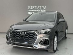 Audi Q5L 40T luxury and dynamic - фото 1