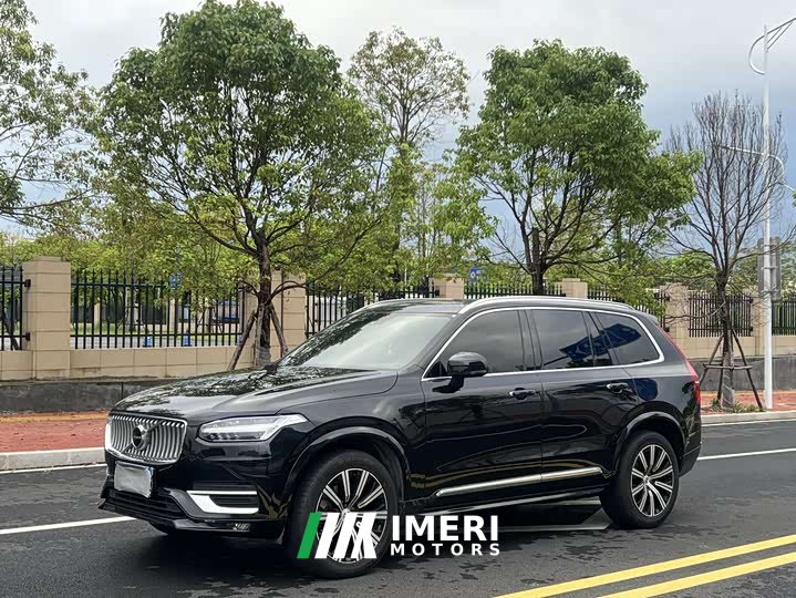 Volvo XC90 B5 Smart Deluxe Edition 5-seater - автомобиль из Китая