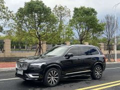 Volvo XC90 B5 Smart Deluxe Edition 5-seater - фото 1