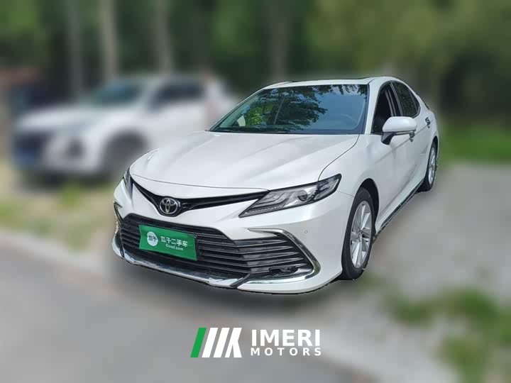 Toyota Camry 2.0G Deluxe Edition - автомобиль из Китая