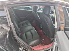 Tesla Model 3 rear-wheel drive version - фото 8