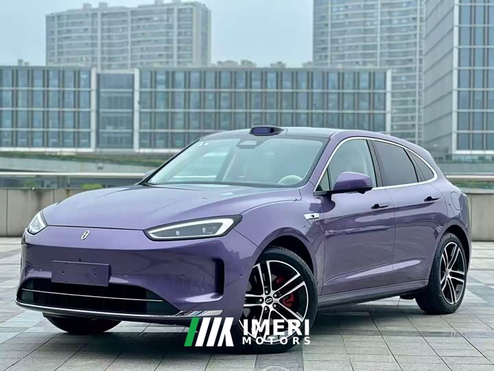AITO Wenjie M5 extended range Ultra four-wheel drive version - автомобиль из Китая