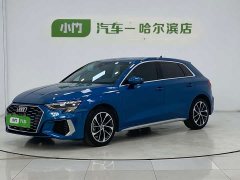 Audi A3 2021 Sportback 35 TFSI aggressive sports - фото 1