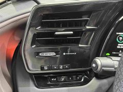 Lexus RX 350h four-wheel drive premium version - фото 16