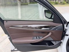 BMW 5 Series 525Li Luxury Package - фото 4