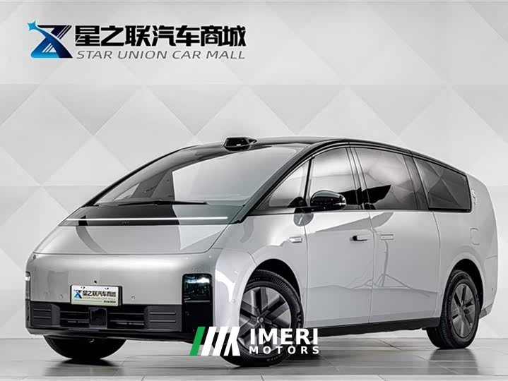 Li Auto Ideal MEGA Ultra - автомобиль из Китая