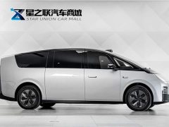 Li Auto Ideal MEGA Ultra - фото 5