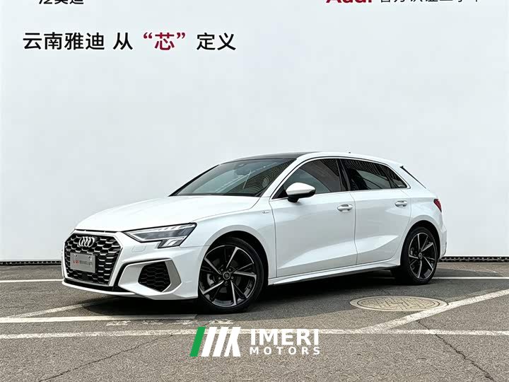 Audi A3 Sportback 35 TFSI stylish and sporty - автомобиль из Китая