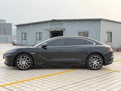 Denza Z9 1100km four-wheel drive Max version - фото 8