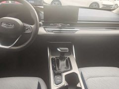 Geely Emgrand 4th Gen 1.5L CVT Deluxe - фото 8