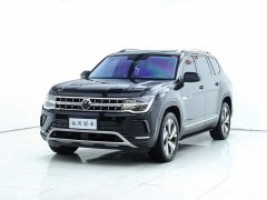 Lynk & Co Touron 380TSI four-wheel drive outstanding version - фото 1