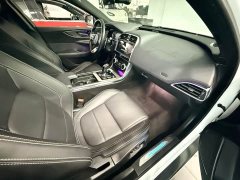 Jaguar XEL 2020 2.0T 200PS R-DYNAMIC S Advanced Sports Edition - фото 10