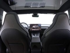 Tesla Model Y L 2025 long-range all-wheel drive version - фото 17