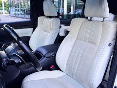 Lexus LM 2020 300h seven-seater elegant version - фото 12