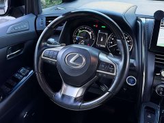 Lexus LM 2020 300h seven-seater elegant version - фото 8