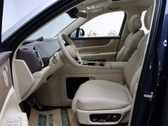 AITO Wenjie M9 extended range Ultra version 52kWh 6-seater version (192-line lidar) - фото 16