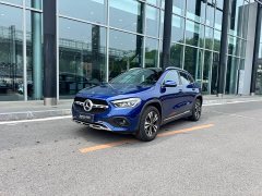 Mercedes-Benz GLA 220 - фото 1