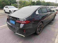 BMW 5 Series 530Li Leading M Sports Package - фото 2